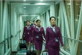 在飞机起飞、降落阶段有那么多的规矩，究竟是为什么？图片