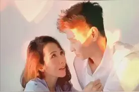 蔡少芬与老公张晋七夕狂秀恩爱，夫妻互动甜蜜撒狗粮图片