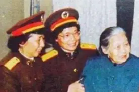 1981年，一位老妇到北京看病，多位将军探望，她有何特殊身份图片