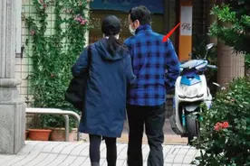 又一对明星承认同居！女方清纯貌美品行佳，男方曾暴打前任口碑差图片