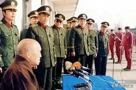 武功和身份备受质疑的海灯法师，究竟是得道高僧，还是江湖骗子图片