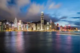 你身边那么拥挤我又不是唯一，我身边并不拥挤你来便是唯一图片