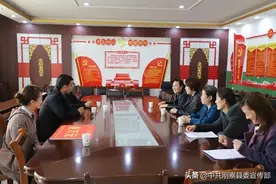 王永昌来县慰问教育一线教职员工图片