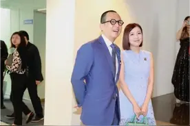 李泽楷郭嘉文被曝分手，男方回应疑默认，港媒指其新欢更年轻漂亮图片
