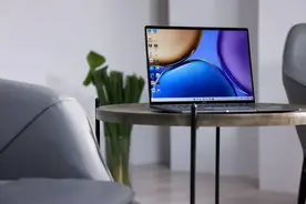 荣耀MagicBook V 14的屏幕到底好在哪儿？图片