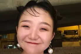 看脸的世界！辣目洋子新剧开机，男主全程黑脸冷漠，网友：没礼貌图片
