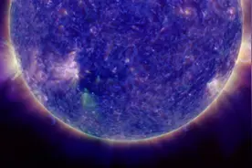 围观！在太空中看见的太阳是怎样的？没错！就是这样的视频封面