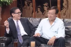 黄霑和李小龙的同学，娱圈真正的大佬，“借电影剧情让位给星爷”图片