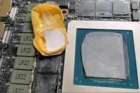 RTX3090显卡中发现废弃绝缘指套，英伟达表示：没问题就继续使用图片