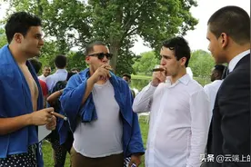 西班牙王室那个可怕的孩子长大了，就连国王都忍不住让姐姐管管他图片