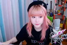 周淑怡被晦气弹幕安排落泪，李老八点评周姐是否属于“抽象派”图片