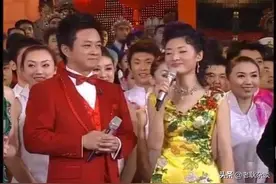 2007春晚“黑色三分钟”堪称连环撞，谁第一个失误？主持搞笑连连图片