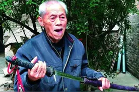 抗战老兵藏有一把日本军刀，日本出3千万赎回遭拒，现珍藏博物馆图片