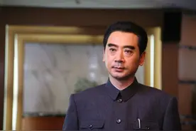 他是最像“周总理”的国家一级演员，美丽的妻子，浪漫的爱情！图片