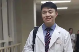 砍伤事件111天后，陶勇医生复工，依然心中有爱，眼里有光图片