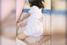宝宝睡姿排行榜出炉，被子下的“奇葩”睡姿，快把网友笑疯了图片