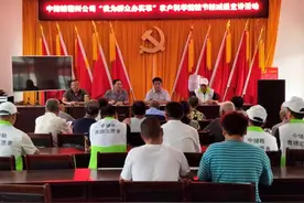 中储粮宿州公司深入乡镇开展农户科学储粮节粮减损宣讲活动图片