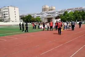 我很累，但我很快乐图片