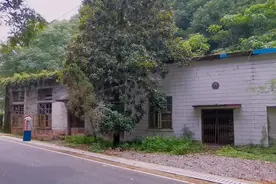 宜春废弃军工厂，昔日繁华超县城，如今没落成“小农场”图片