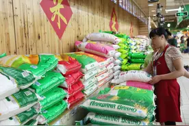 600斤大米、一头猪！多地现抢购潮！官方：米面菜充足，想多了？图片