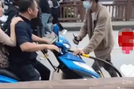 张国立又摊上事？拍戏封路影响家长接小孩，遭群众投诉无奈妥协图片