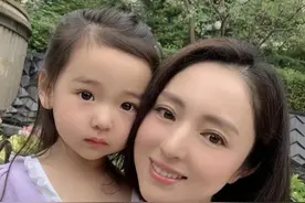 9位星二代萌娃走秀，个个都是精致小模特，气场比明星父母还强大图片