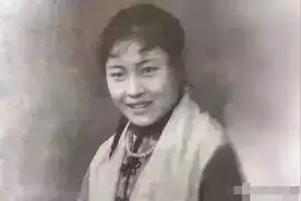 因生不出儿子遭富二代抛弃，卖水饺养活幼女，今是身价50亿富婆图片