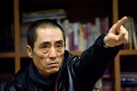 张伟平戳赵本山的头，孙红雷激动骨折，《三枪》背后没那么简单图片