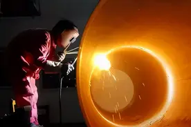 横向裂纹的超声波检测图片
