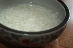 老人和孩子，可以喝最近很火的“酒酿奶茶”吗？图片