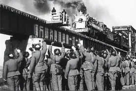 38年前铁道兵被裁，司令员和政委都是开国上将，他们后来去了哪？图片