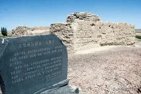 碧潭澄澈 芳草萋萋——瓜州县白墩子图片