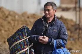 50岁的农民进城打工能干什么？每个月能挣多少钱？图片