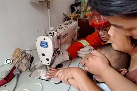 缝纫机“咬”幼童手 淅川消防急解难图片