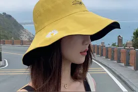 夏日必备渔夫帽，时尚遮阳又百搭，爱凹造型的小姐姐不能错过图片