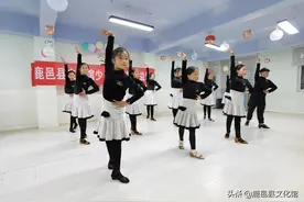 鹿邑县文化馆第一期青少年拉丁舞公益培训图片
