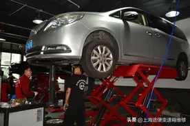 聪明人遇到，别克GL8没倒挡，5挡降4挡顿挫都是这么修好的图片