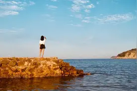 做人不要飘，飘了要挨刀图片