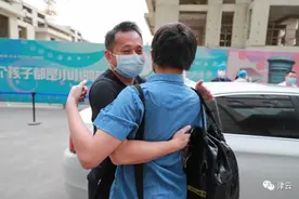 179名小留学生在津解除隔离！离别之际，他们录制了两首MV……图片