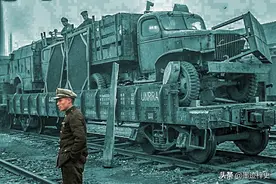1949年，国民党部队从浦口逃往南京的真实情景图片
