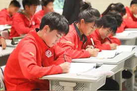 初中生有这3种变化，预示着可能成为学习“潜力股”，家长要留意图片