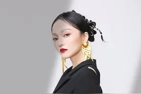 38岁张韶涵依旧是那张公主脸 网友们最爱听她哪些歌曲可评论留言!图片