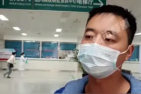 警惕！河南一爸爸哄娃举高高，失手摔成重度脑损伤：原谅不了自己图片