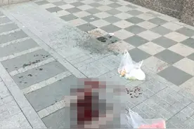 高空抛物又惹祸！天降醋瓶砸中女子的头，眼前一片黑，血流不止！图片