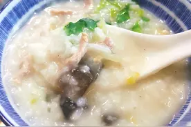 广东人特色生滚粥，煲了20几年的做法，嫩滑鲜美，连锅底都不剩图片