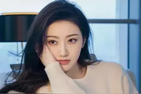 父母能同意大四的女儿和男朋友同居？图片