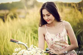 28岁已婚女性：我只是和男性知己出去旅游了5天，老公却要离婚图片