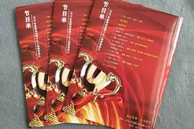 南京印刷画册时封面过膜有什么作用与好处图片