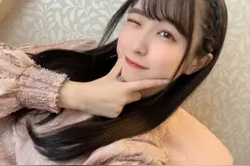楚楚动人的猫系女友，娇小身材富含巨大能量的早川渚纱图片