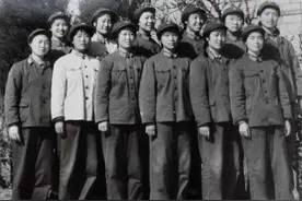 关小维（军旅女兵）女兵们的生活图片